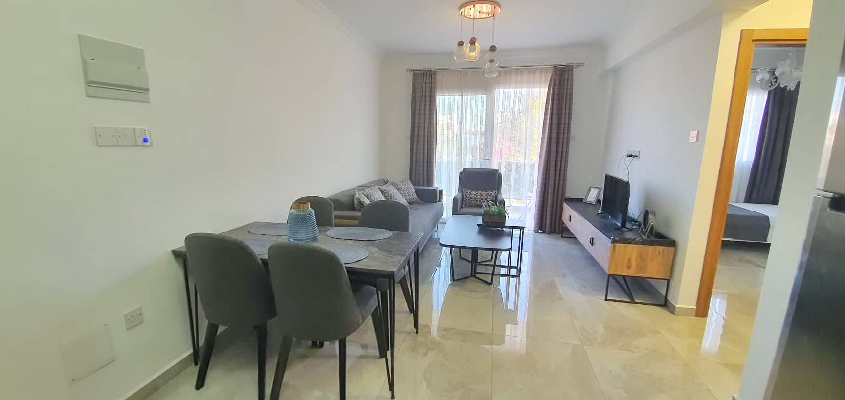 Iskelei Gyöngy nappali